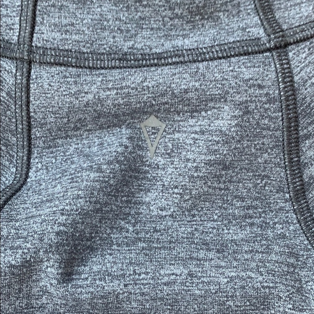 Ivivva kids jacket - Picture 3 of 3